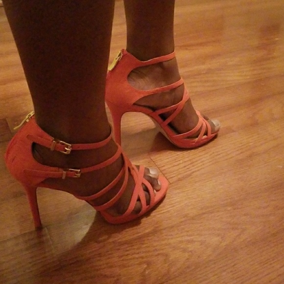 Orange strappy  heels - Picture 3 of 5